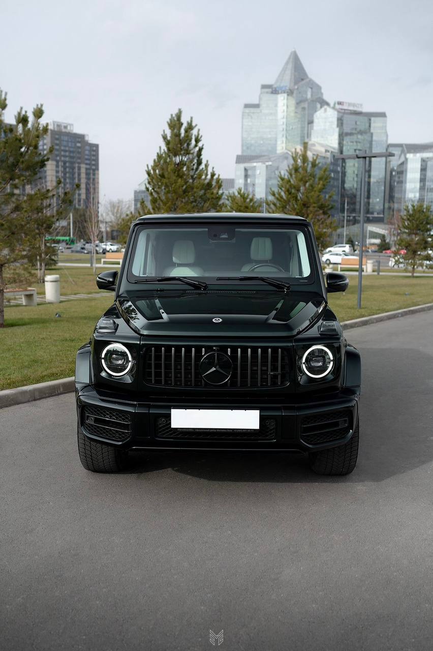Mercedes-Benz G 63 AMG — аренда от 400000 Br/сутки