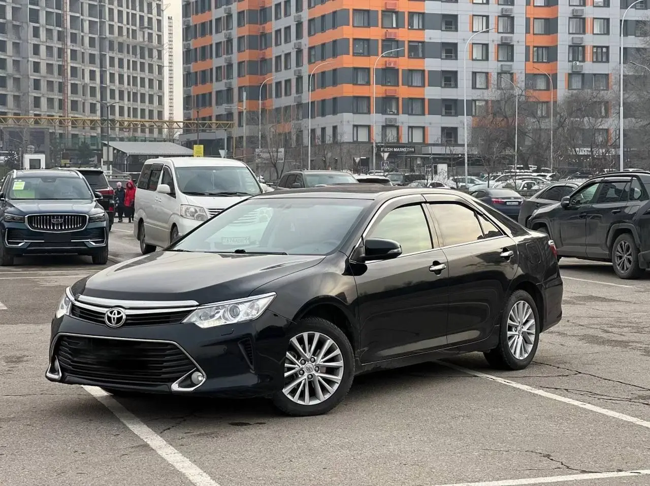 Toyota Camry 55 Exclusive 2017 — аренда от 25000 Br/сутки