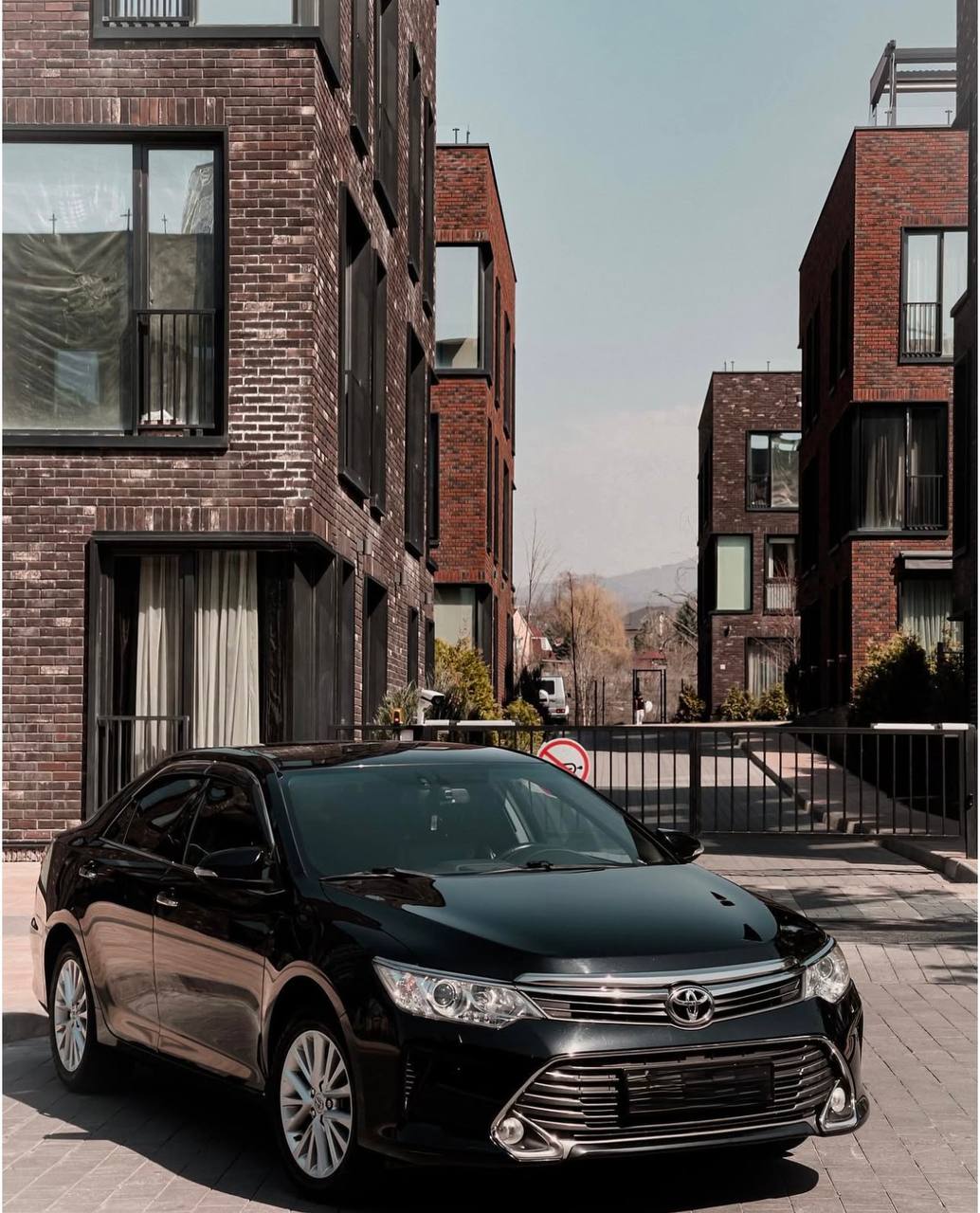 Toyota Camry 55 — аренда от 25000 Br/сутки