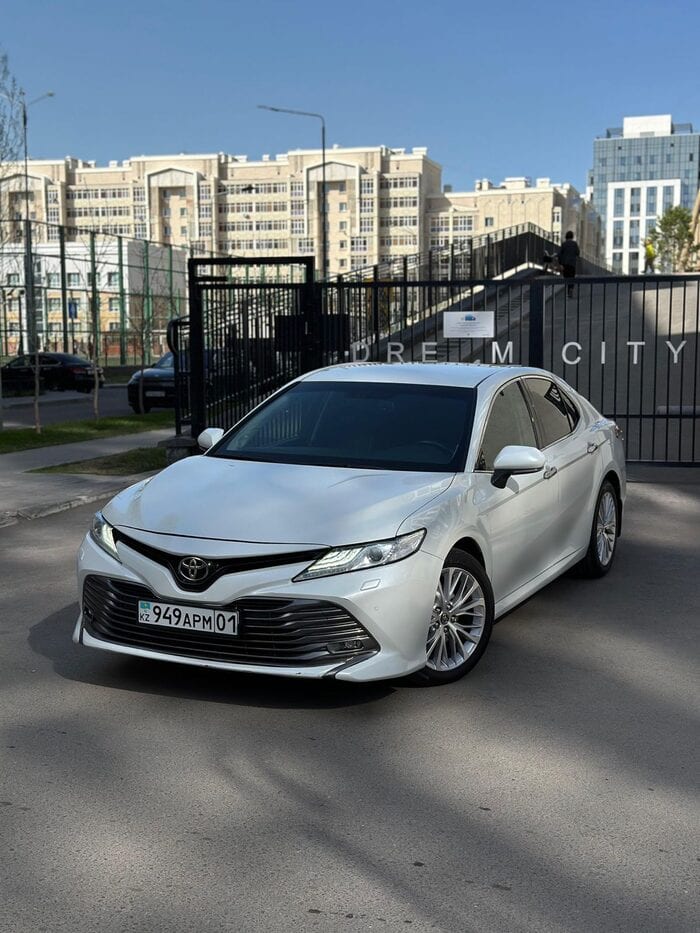 Toyota Camry 70 2018 — аренда от 36000 Br/сутки