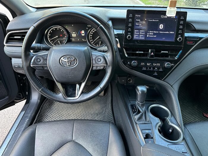 Toyota Camry 70 2018 — фото 2