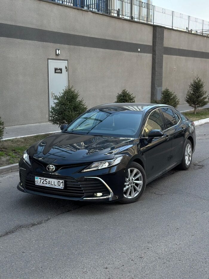 Toyota Camry 75 2021 — аренда от 40000 Br/сутки