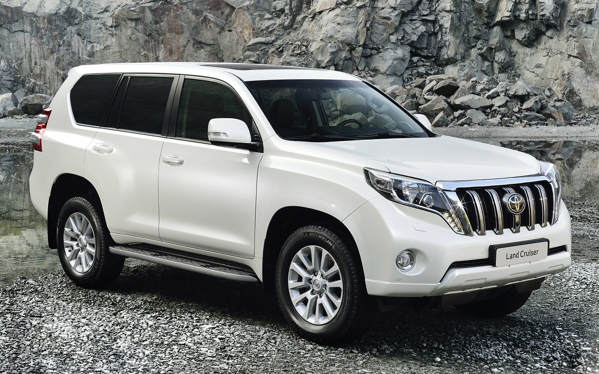 Toyota Land Cruiser Prado 150 2014 — аренда от 45000 ₸/сутки