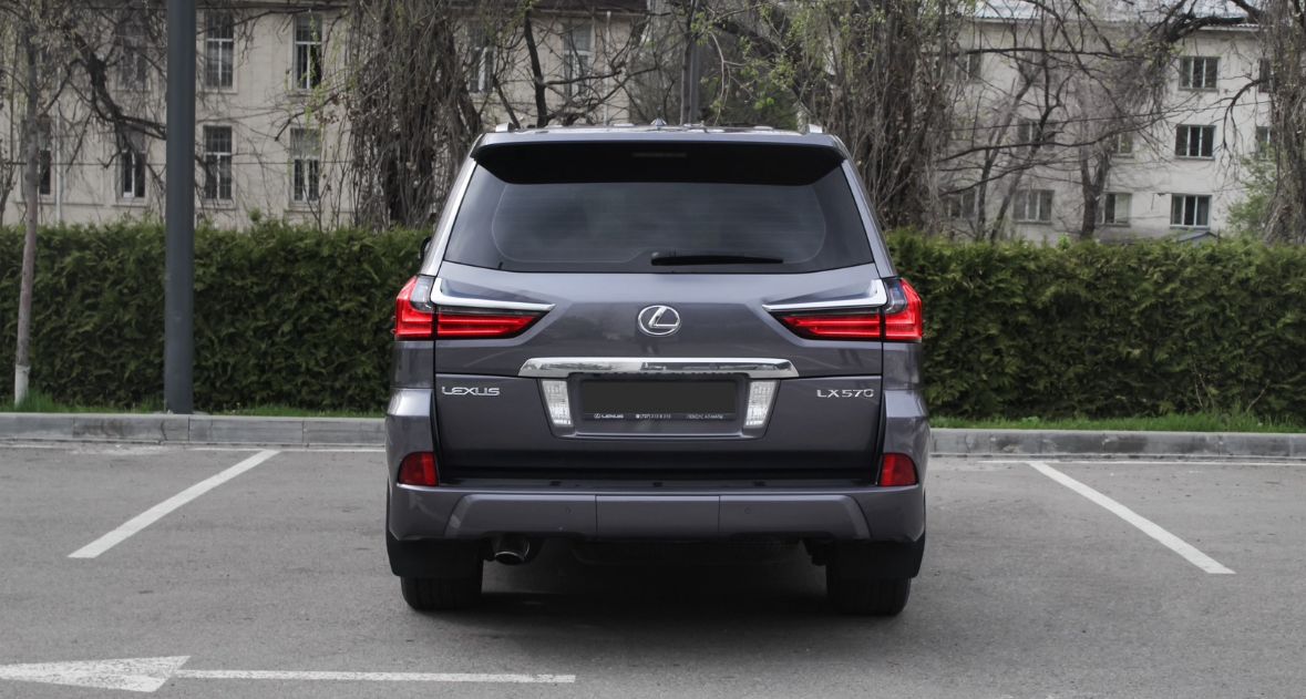 Lexus LX570 2019 — фото 4