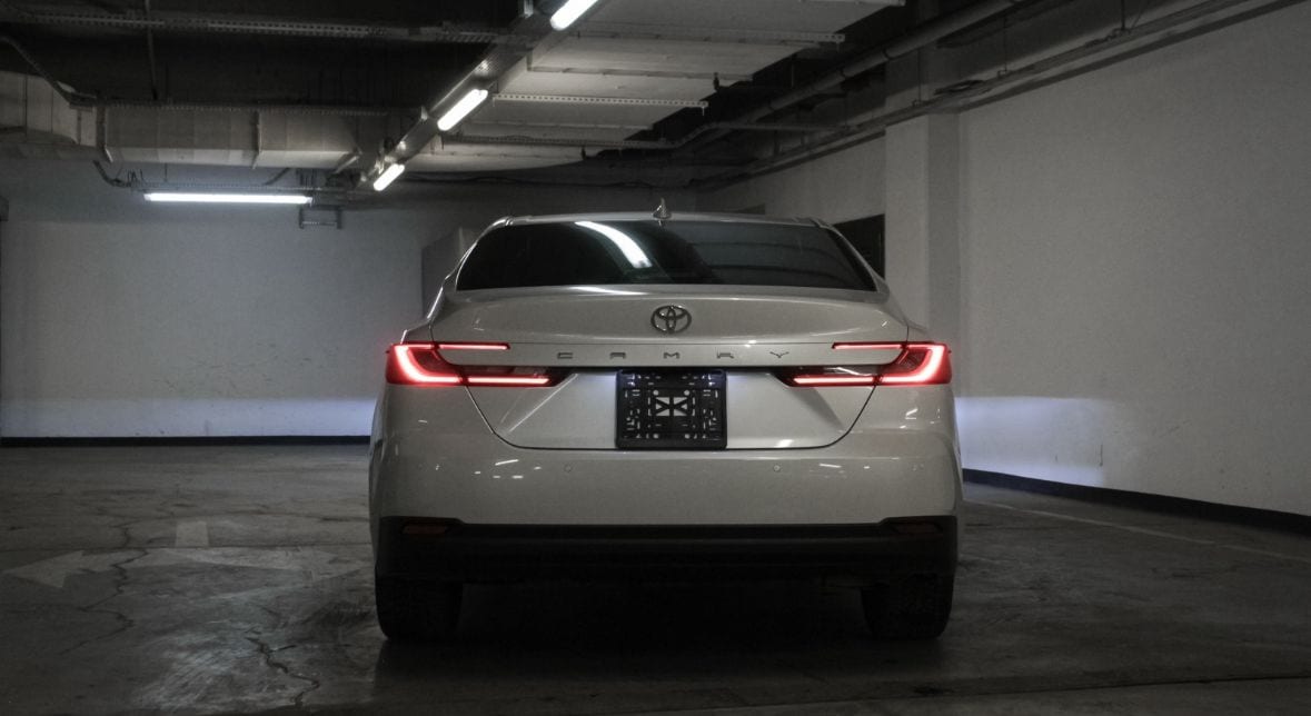 Toyota Camry 2025 — фото 4