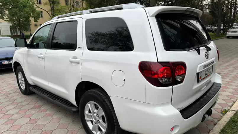 Toyota Sequoia 2018 — фото 4