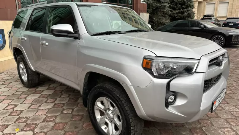 Toyota 4Runner 2020 — фото 2