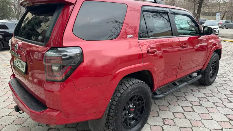 Toyota 4Runner 2020 — фото 4
