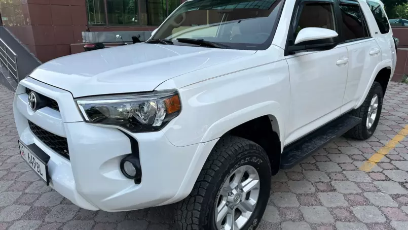 Toyota 4Runner 2018 — фото 4
