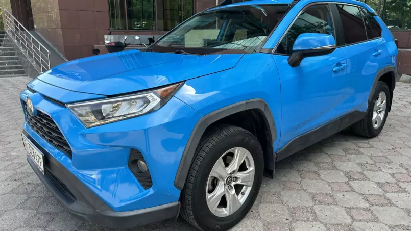 Toyota RAV4 2019 — аренда от 6960 сом/сутки