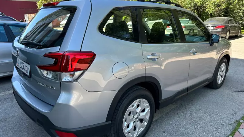 Subaru Forester 2019 — фото 4
