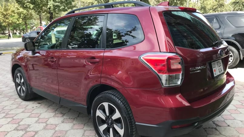 Subaru Forester 2017 — фото 3
