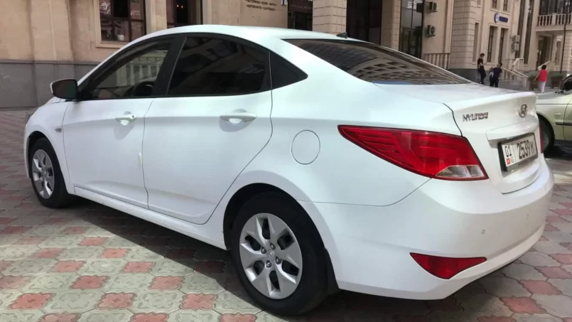 Hyundai Accent 2014 — фото 3